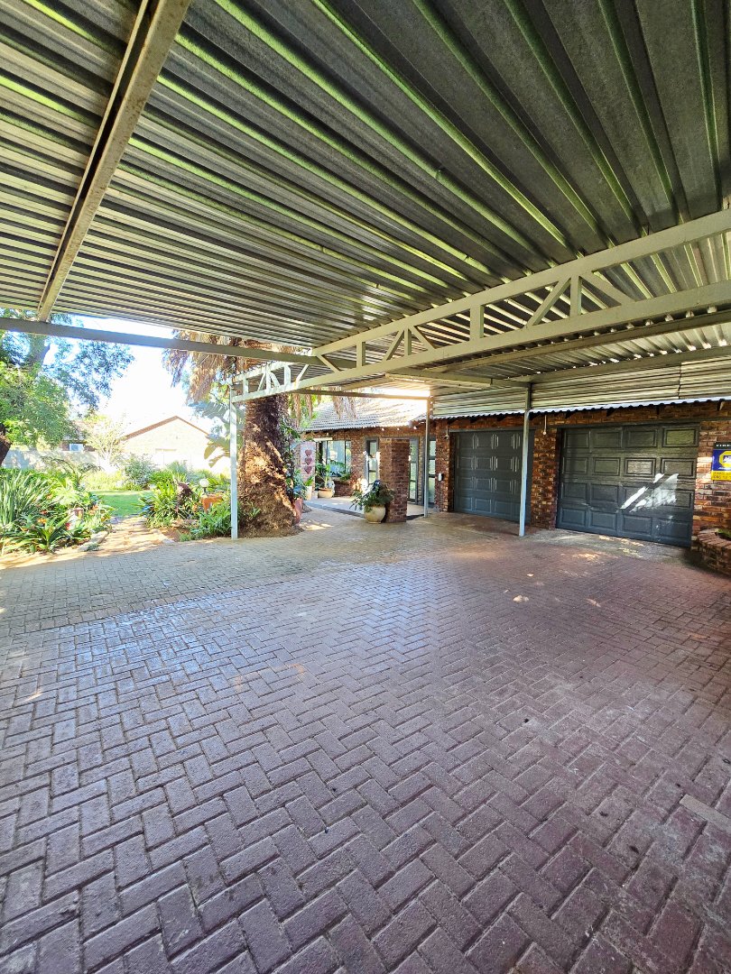  Bedroom Property for Sale in Doringkruin North West